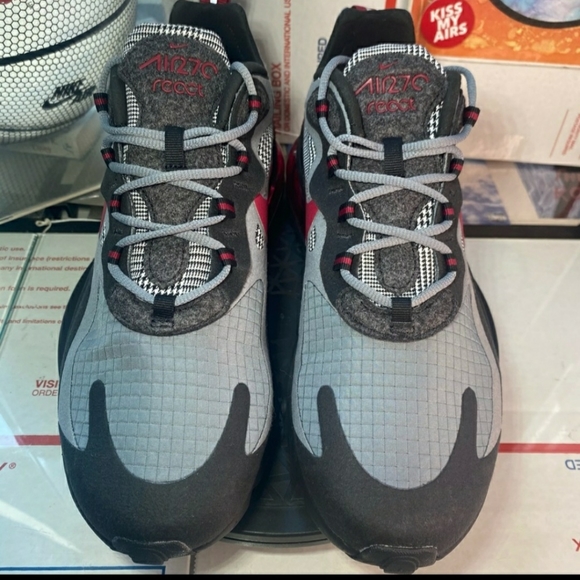 Red grey and black 270 AIRMAX - Picture 3 of 12